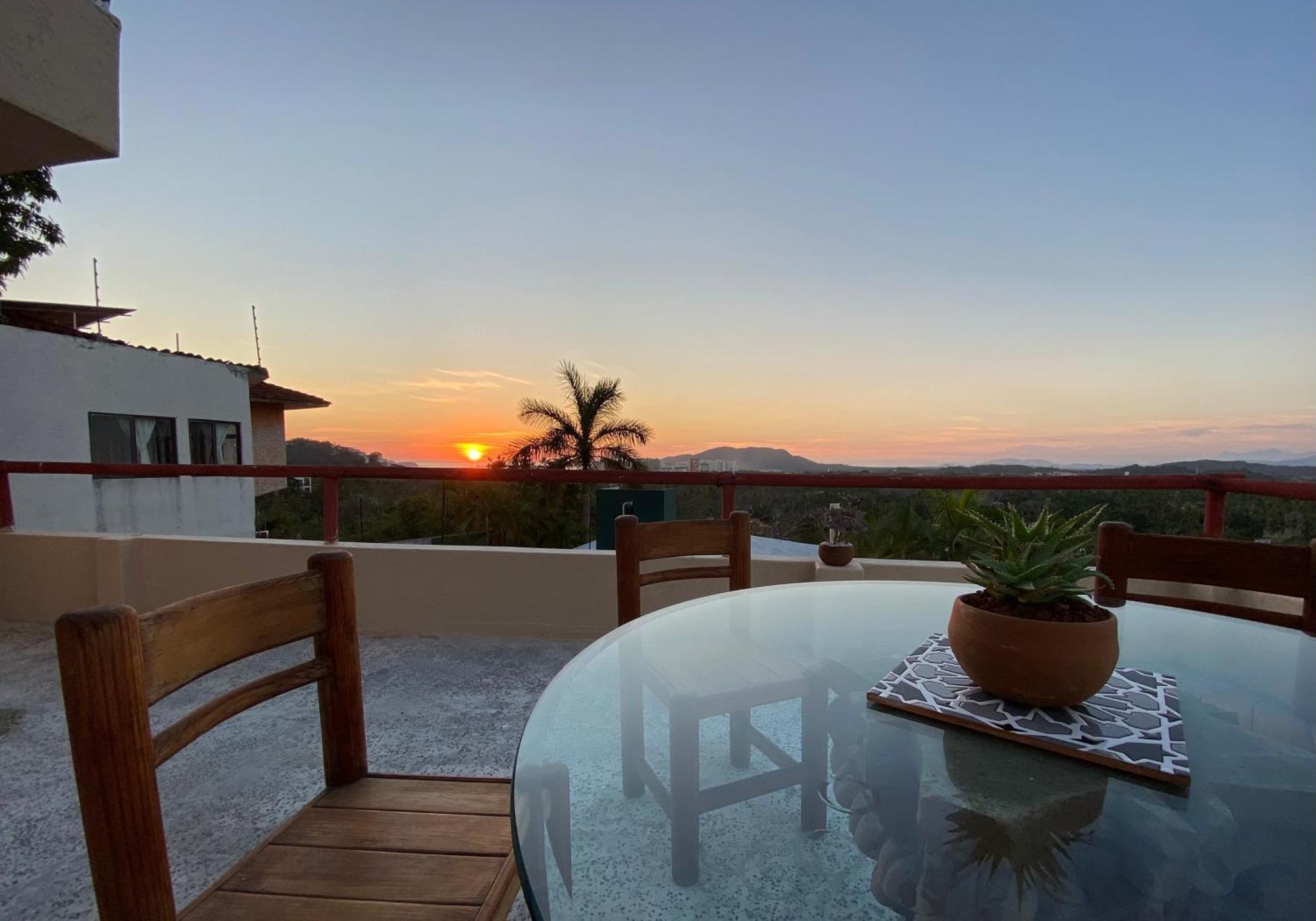 Vistas A Las Montanas Y Al Mar I Condominio Las Calandrias I Alberca I Wi-Fi อิกซ์ทาปา ภายนอก รูปภาพ